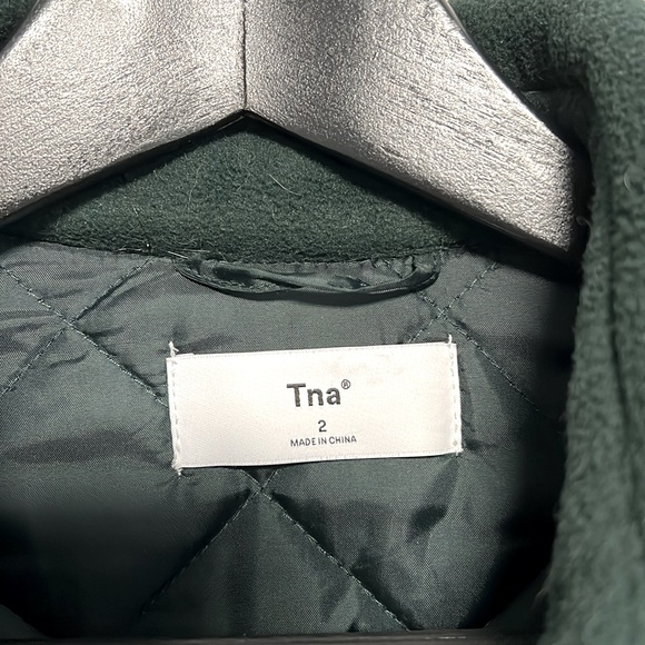Aritzia TNA scarab dark green Virgil polar padded shirt jacket sz 2 preloved - Picture 3 of 13